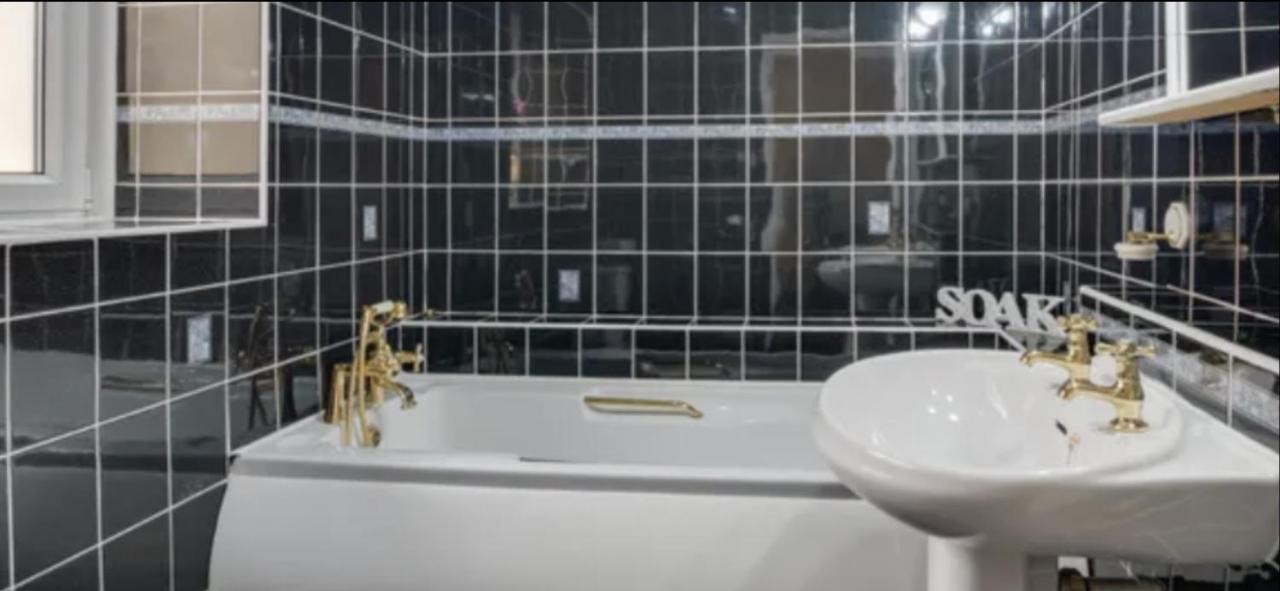 Anchor Point Apartment Seahouses Bagian luar foto